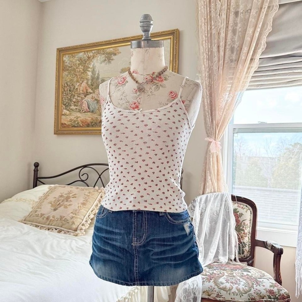 white tiny floral tank brandy melville
